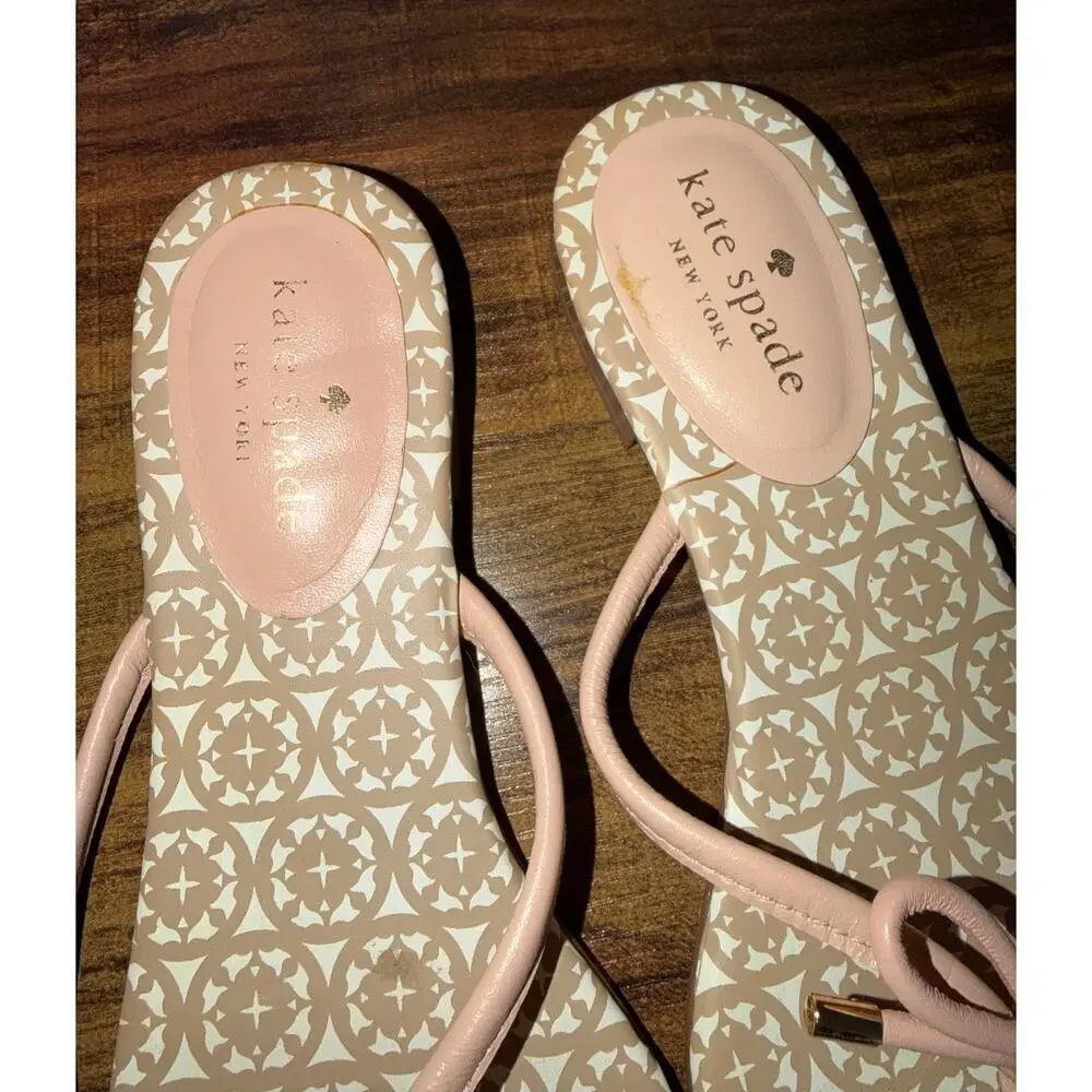 Kate Spade New York Bow Thong Sandals Pink Logo Print Size 7.5M Women’s